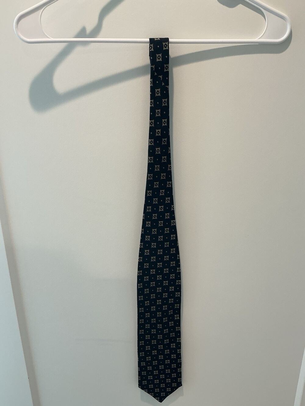 Giorgio Armani Cravatte 100% Silk Tie Black With Geometric Pattern